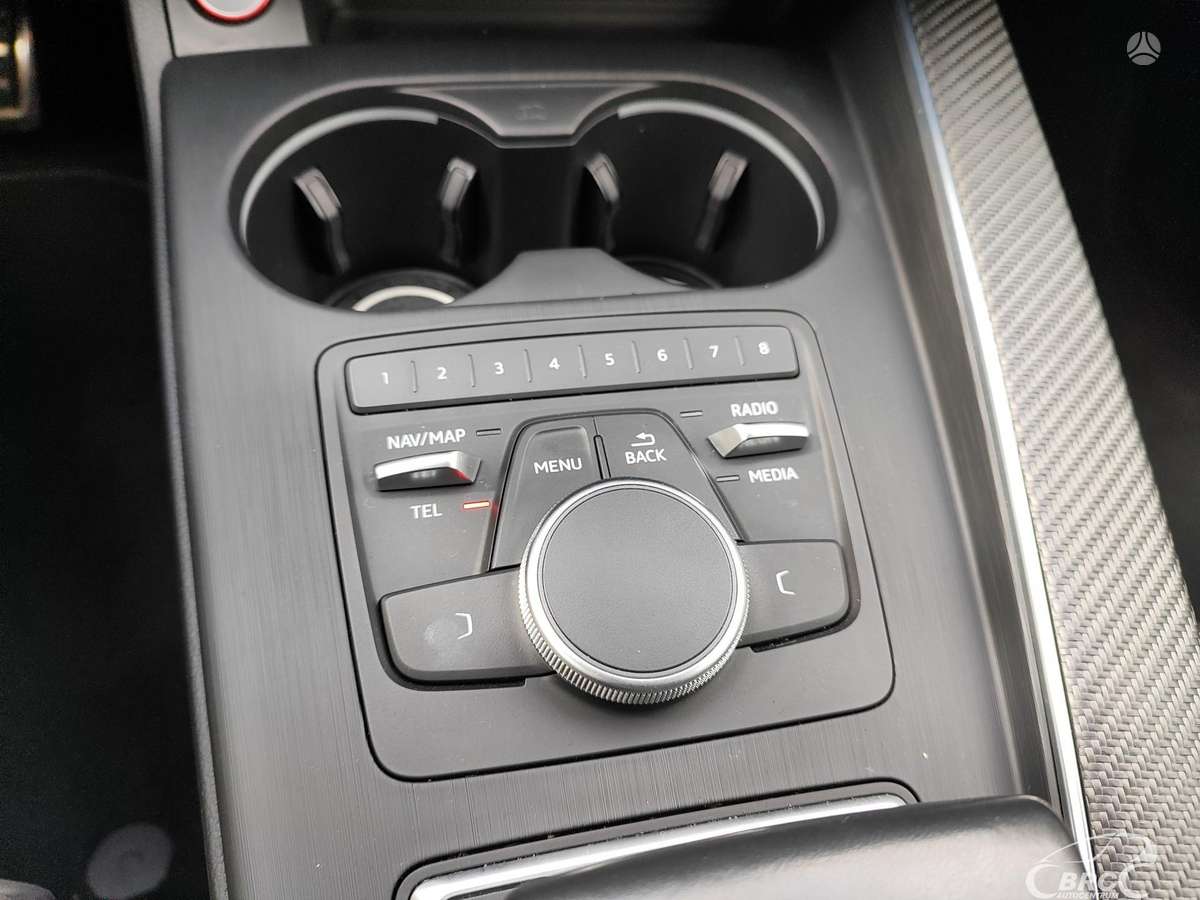 Audi S5, 3.0 l., Седан