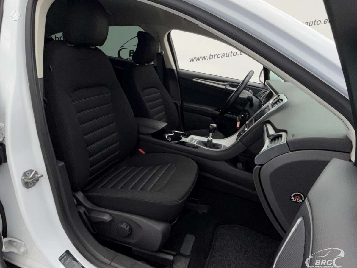 Ford Mondeo, 1.5 l., hatchback