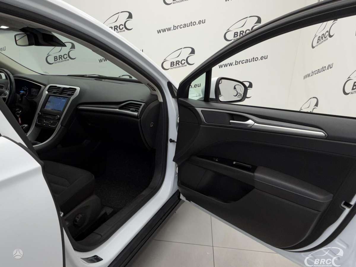 Ford Mondeo, 1.5 l., hatchback