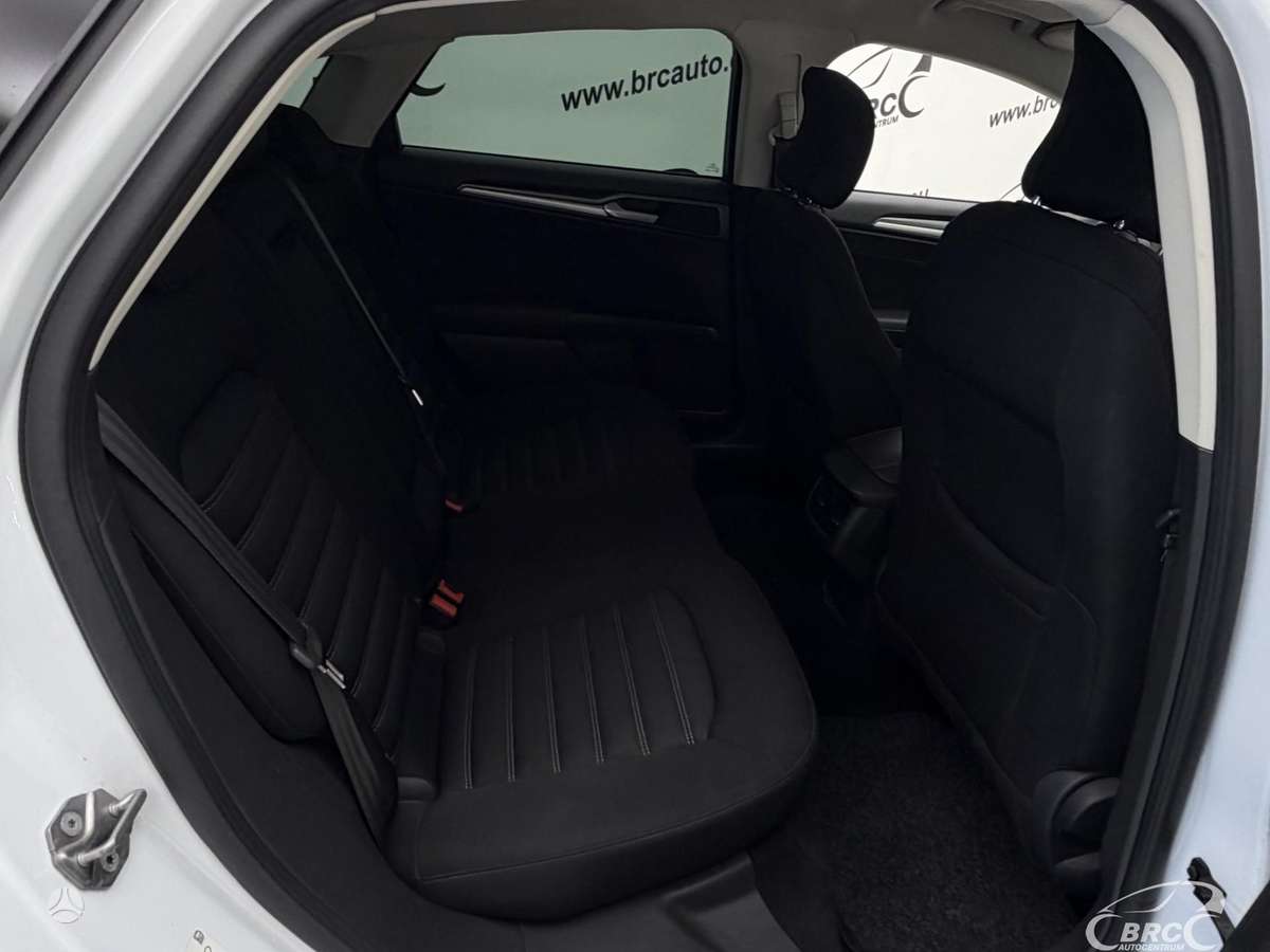 Ford Mondeo, 1.5 l., hatchback