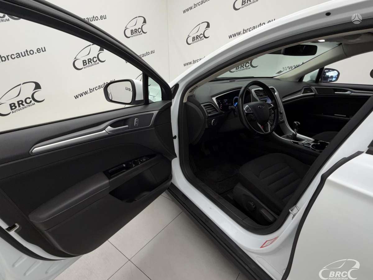 Ford Mondeo, 1.5 l., hatchback