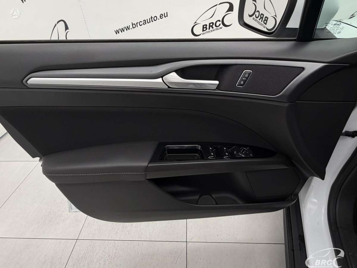 Ford Mondeo, 1.5 l., hatchback