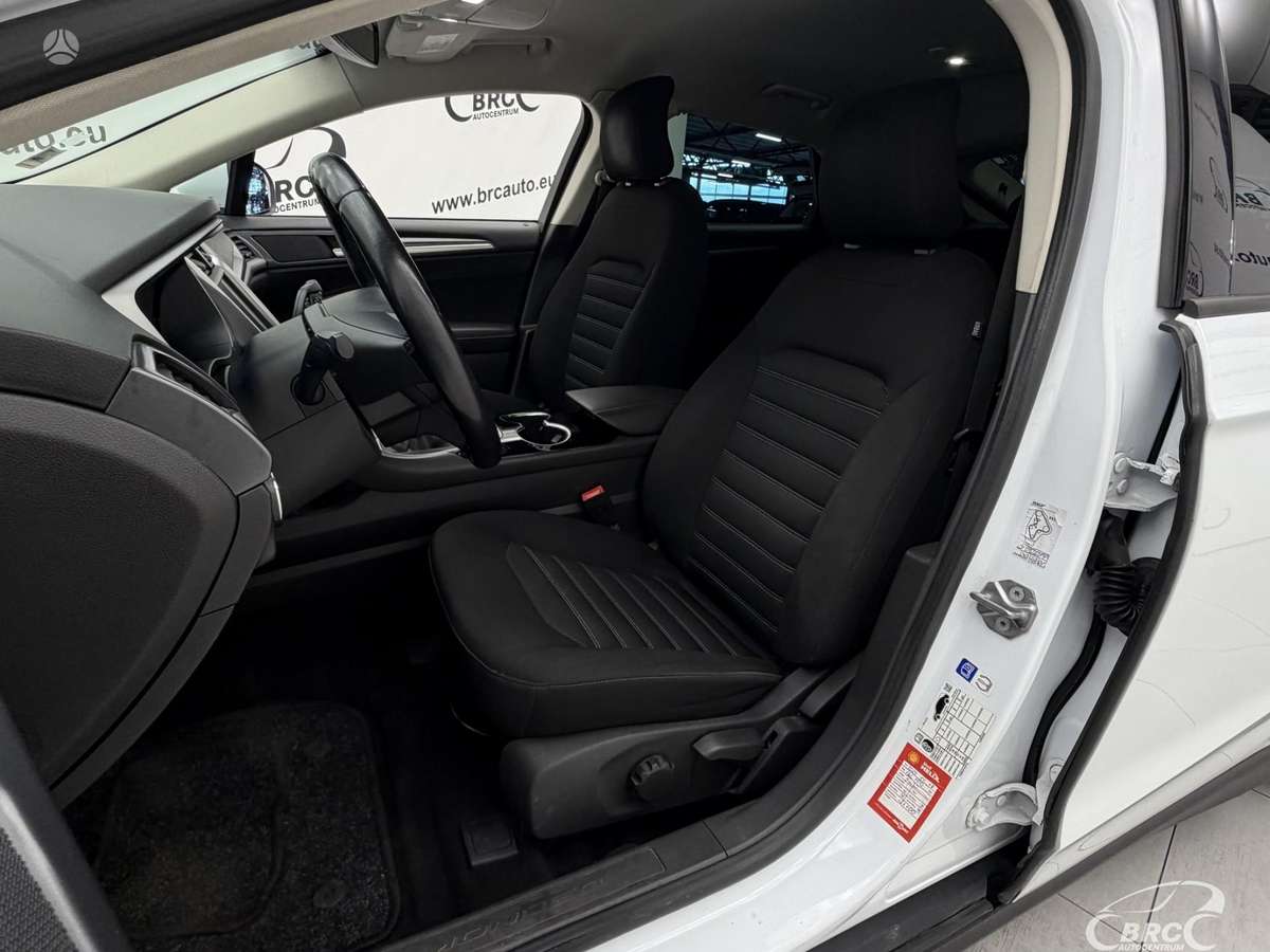 Ford Mondeo, 1.5 l., hatchback