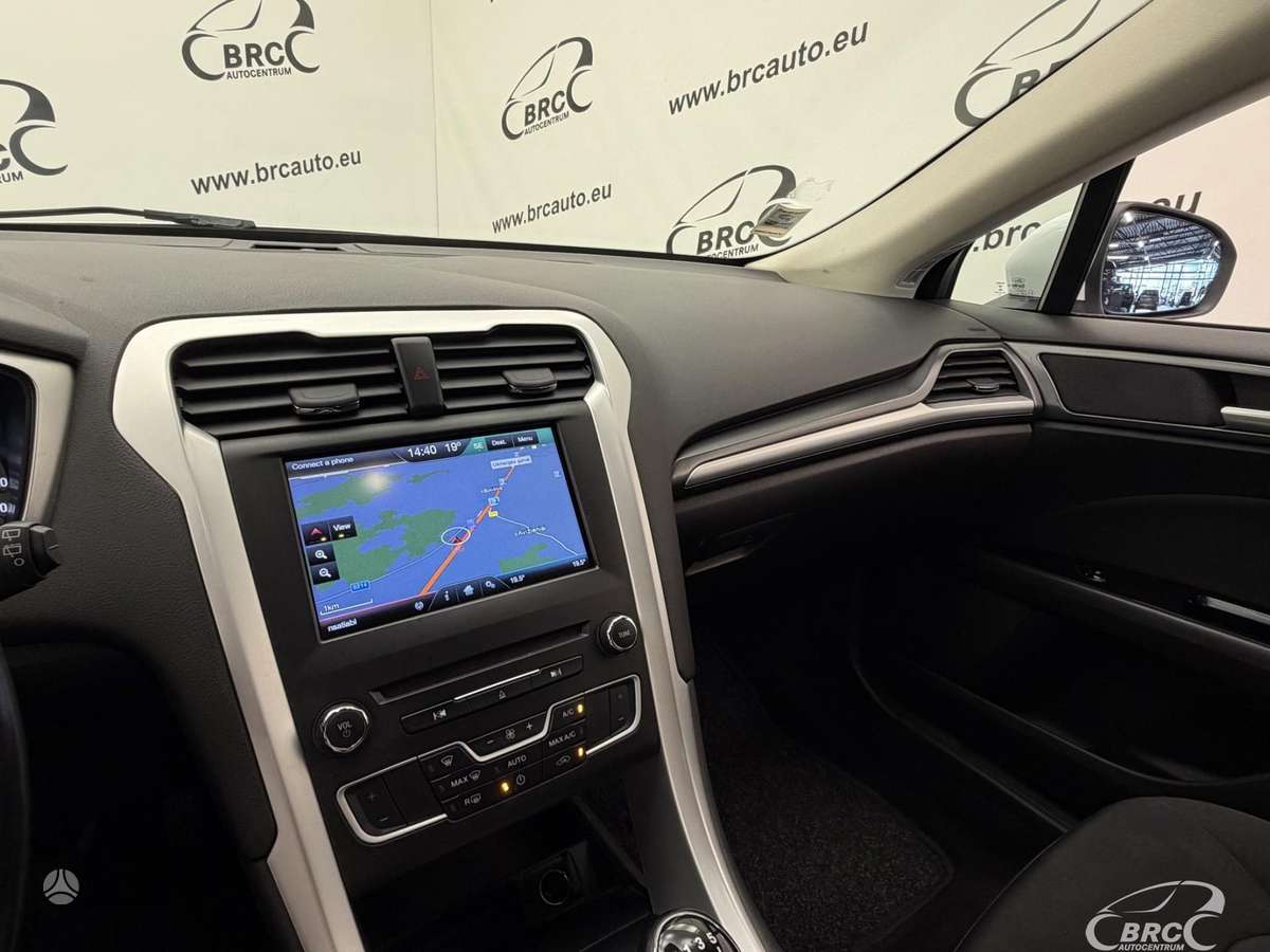 Ford Mondeo, 1.5 l., hatchback