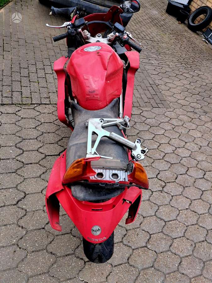 Honda VFR (Crosstourer / Crossrunner), superbikes