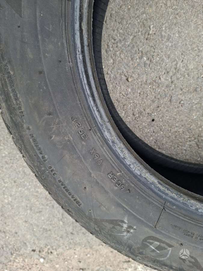Bridgestone, vasarinės 215/60 R17