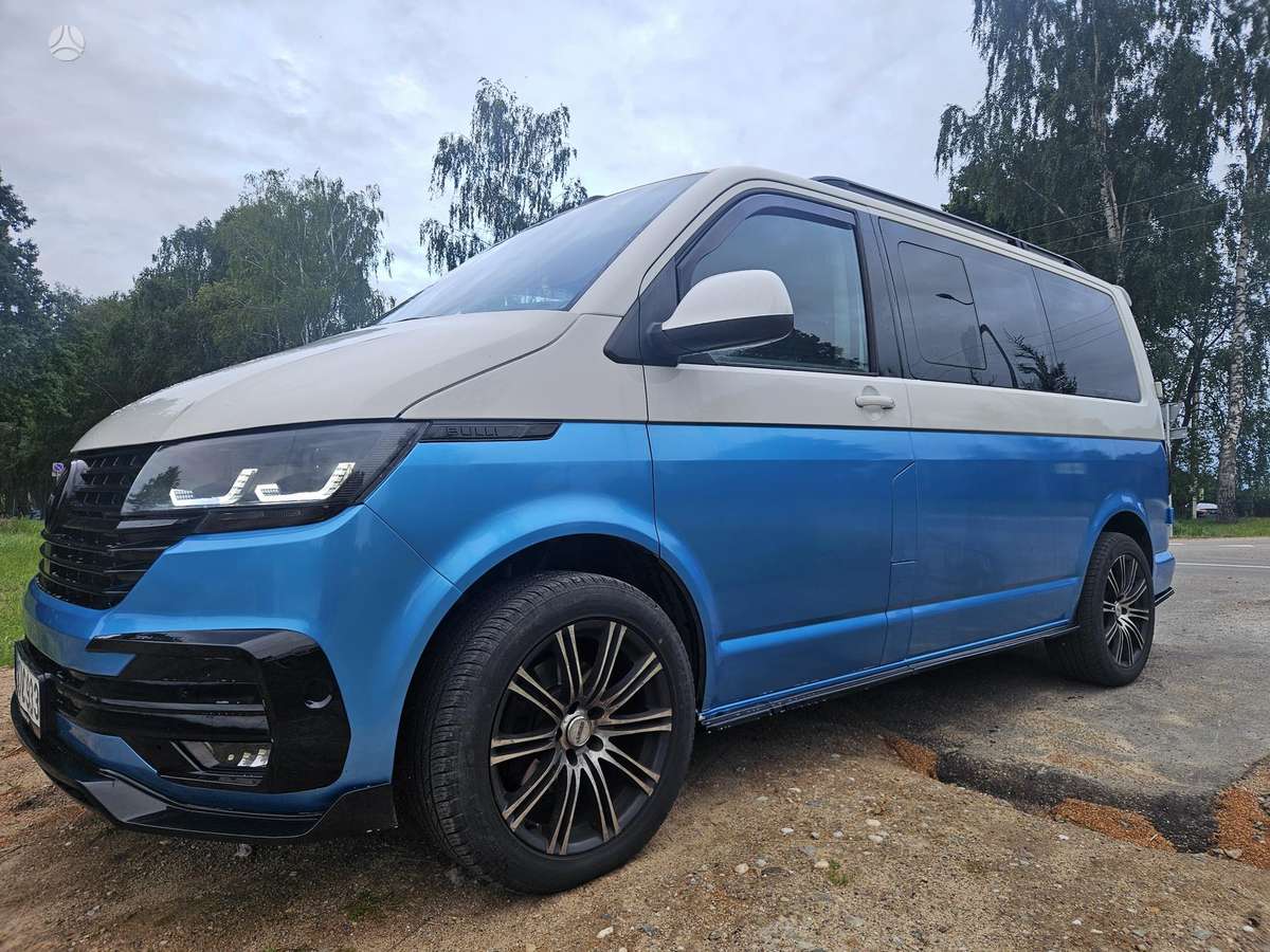 Volkswagen Multivan - 1