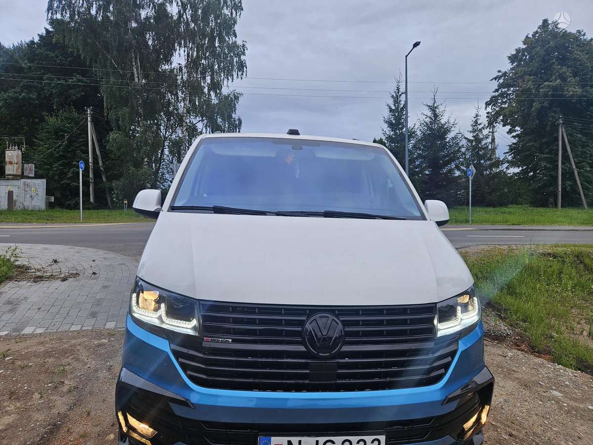 Volkswagen Multivan - 8