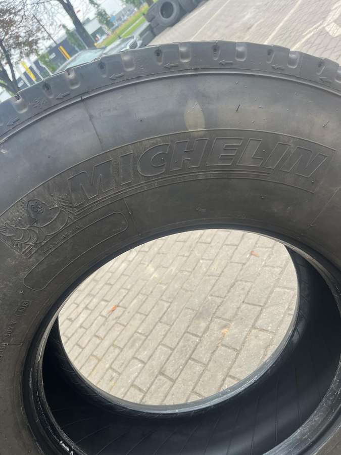 Michelin, universalios 315/80 R22,5