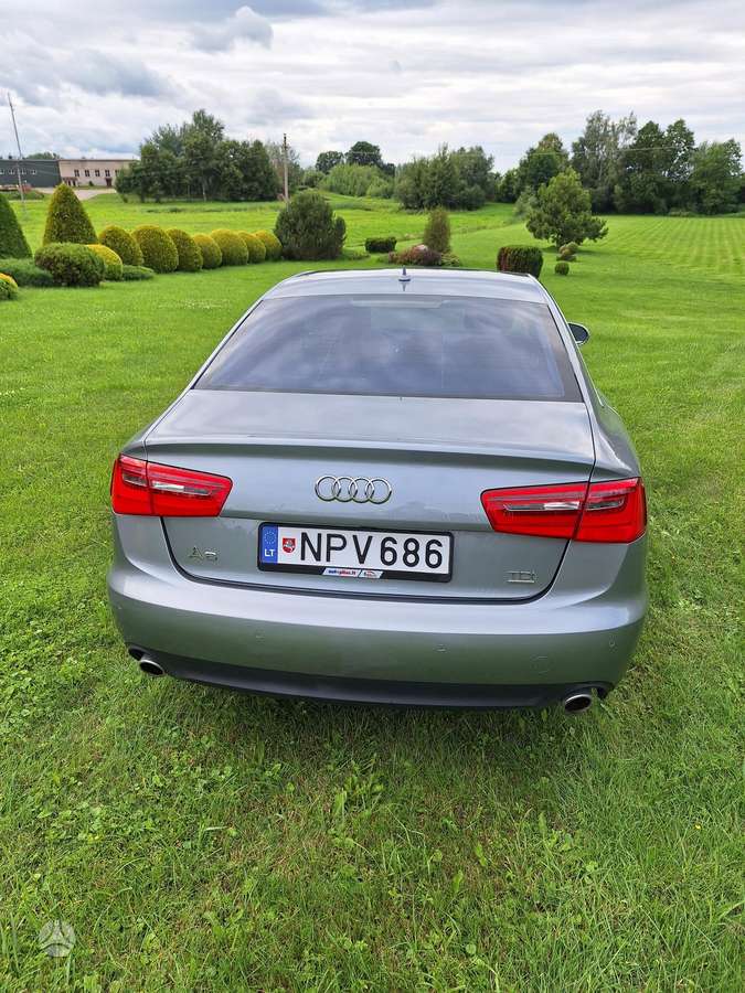 Audi A6, 3.0 l., Седан