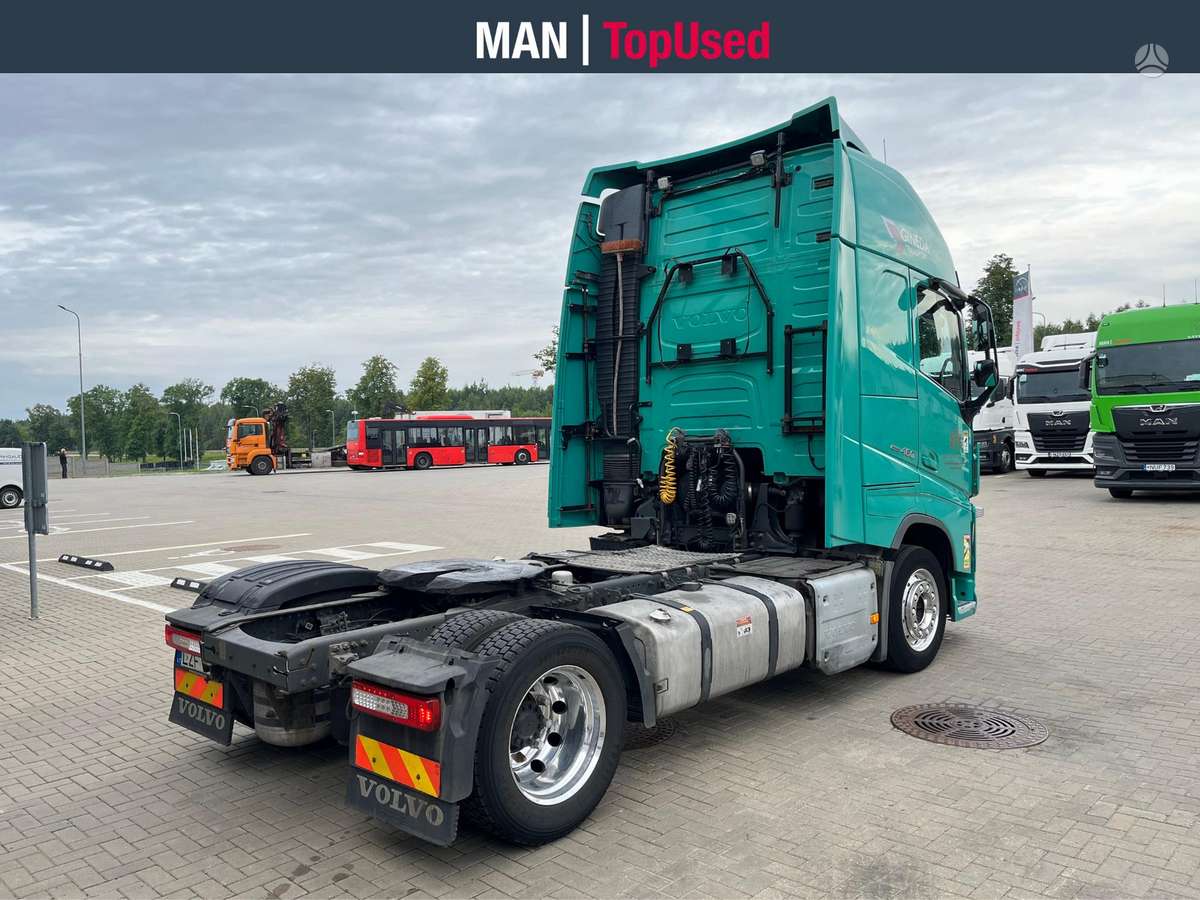 Volvo FH 460 4x2 Mega (0641), double sleeper