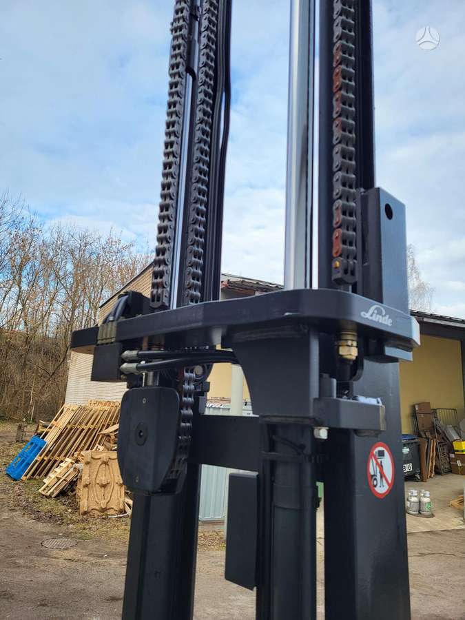 Linde R14, šakiniai krautuvai