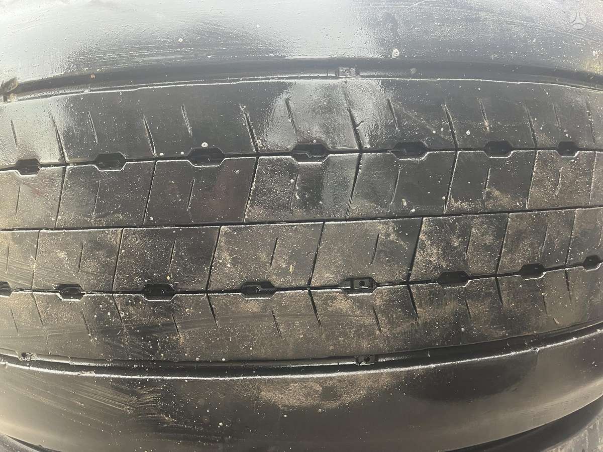 Michelin, universalios 355/50 R22,5
