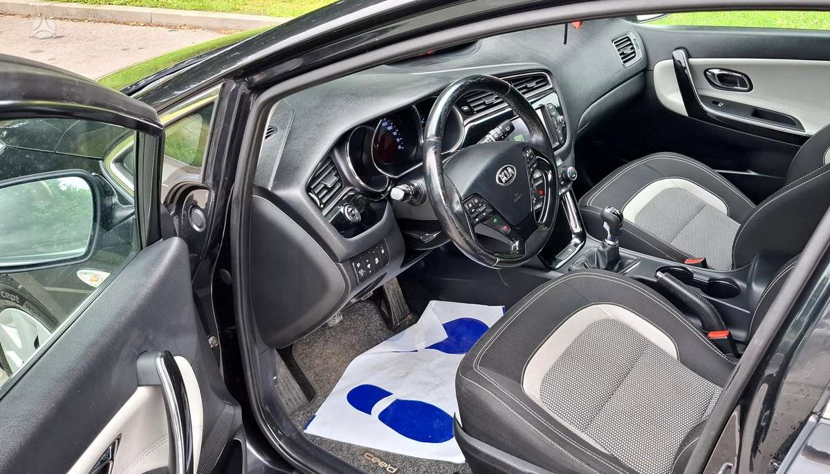 Kia Ceed, 1.6 l., universalas