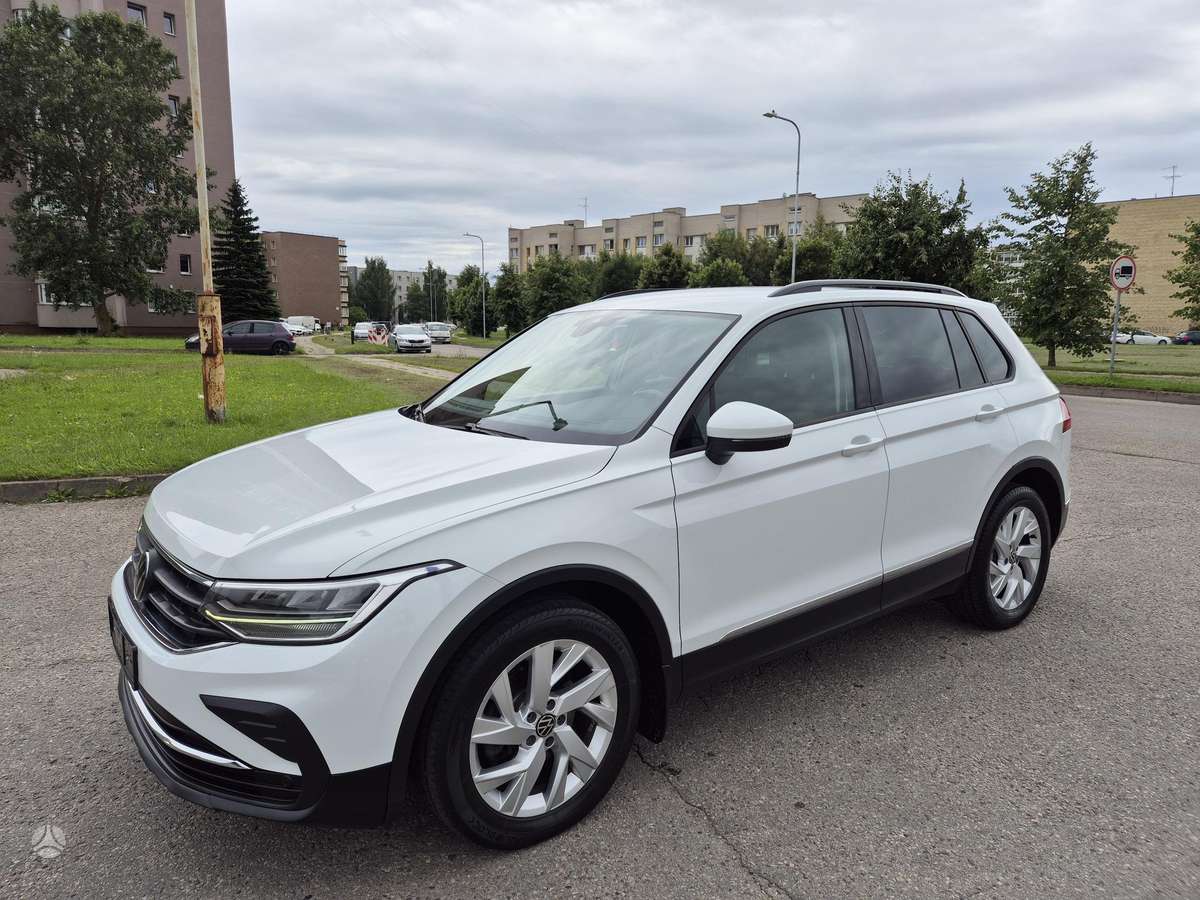 Volkswagen Tiguan - 2