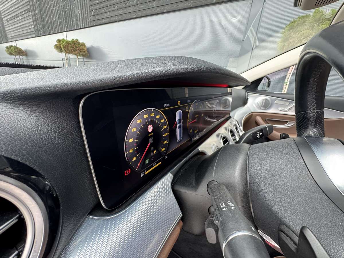 Mercedes-Benz E200, 1.6 l., Универсал