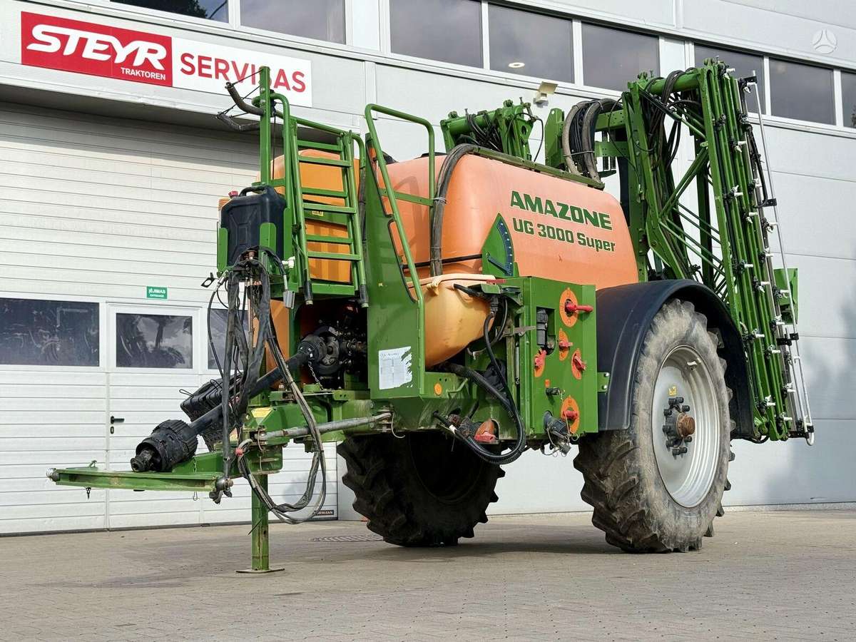 Amazone UG 3000, sprayers