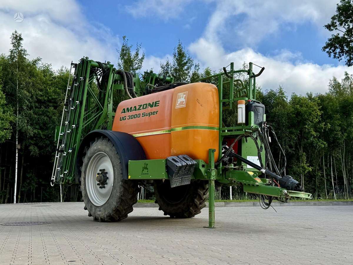 Amazone UG 3000, sprayers