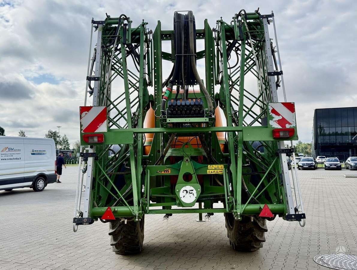 Amazone UG 3000, sprayers