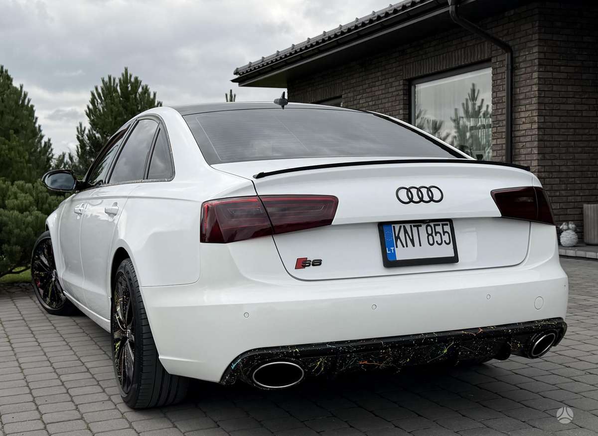Audi A6, 3.0 l., sedanas
