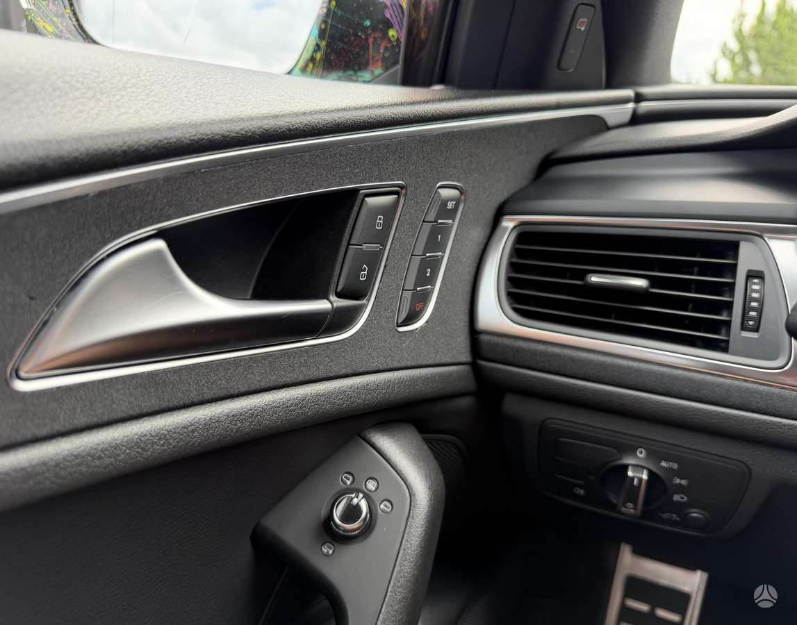 Audi A6, 3.0 l., sedanas