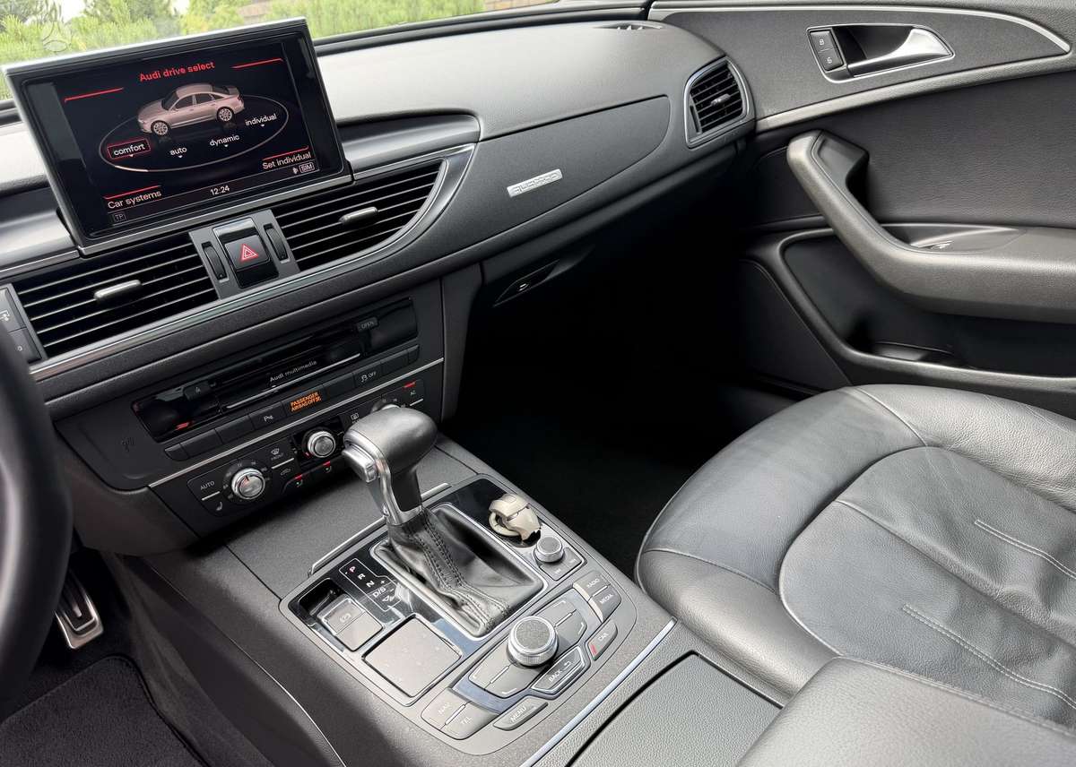 Audi A6, 3.0 l., sedanas