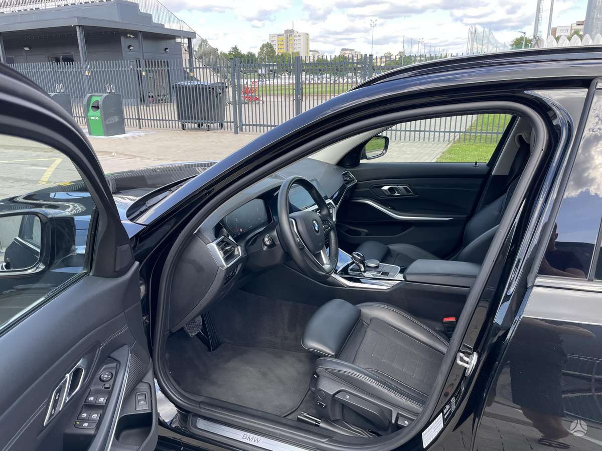 BMW 320, 2.0 l., Универсал