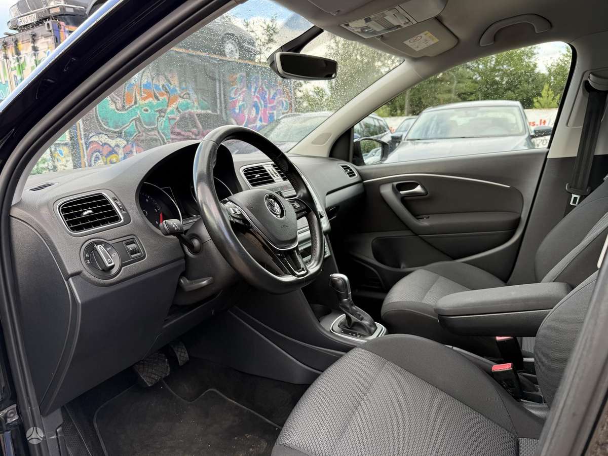 Volkswagen Polo - 10