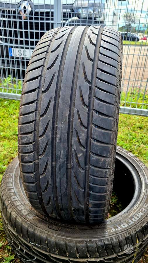 Semperit, vasaras 235/45 R18