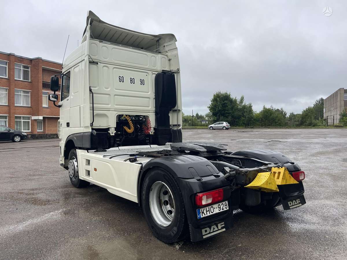 DAF XF 460 FT, double sleeper