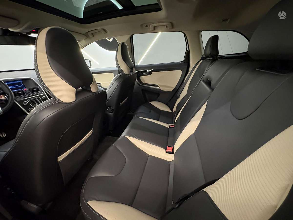 Volvo XC60 - 6