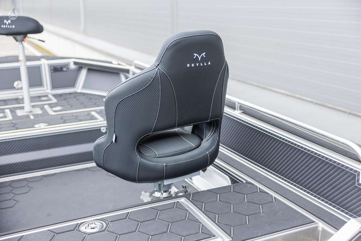 SKYLLA 420 Tiller, яхты / катера