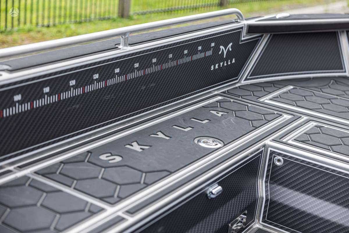 SKYLLA 420 Tiller, яхты / катера