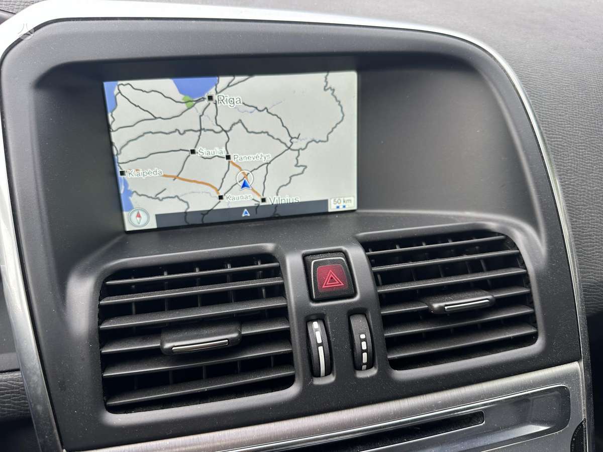 Volvo XC60 - 11