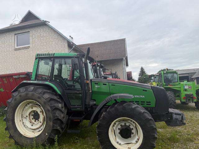 Valtra Valmet 8450, tractors