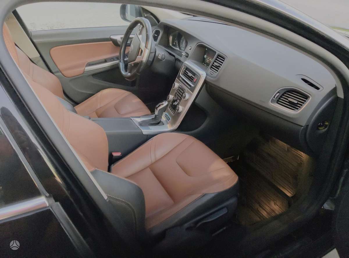 Volvo V60 - 3