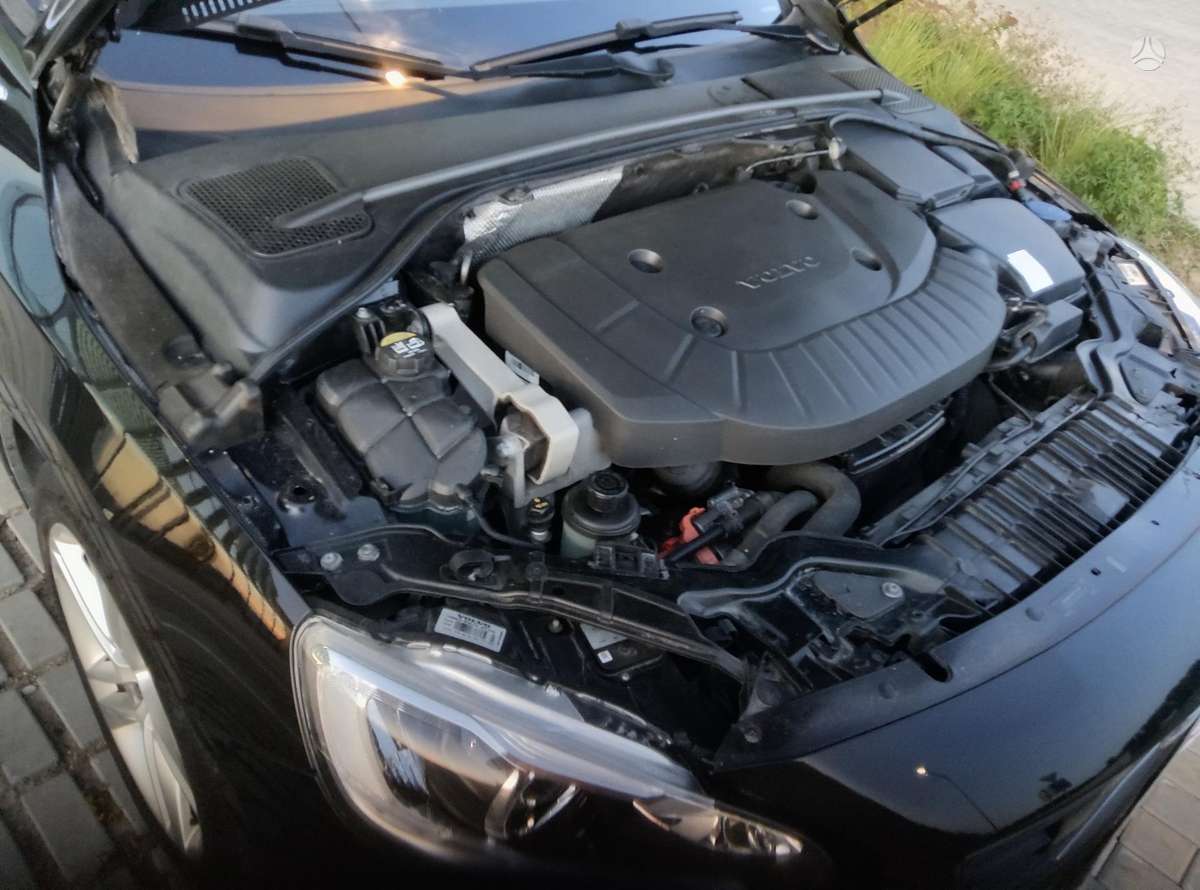 Volvo V60, 2.4 l., hatchback