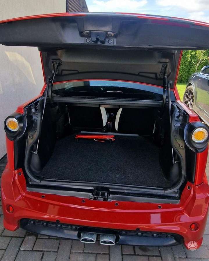 Ligier JSRC, 0.5 l., sedanas