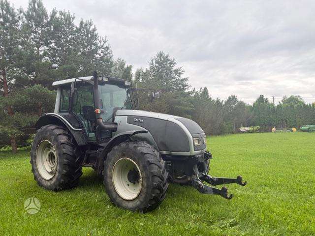 Valtra T121 HT su Ground PTO, tractors