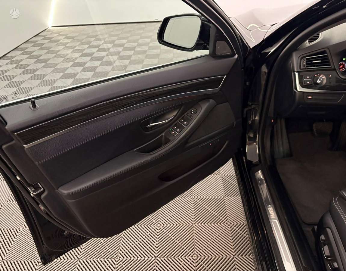 BMW 520, 2.0 l., Универсал