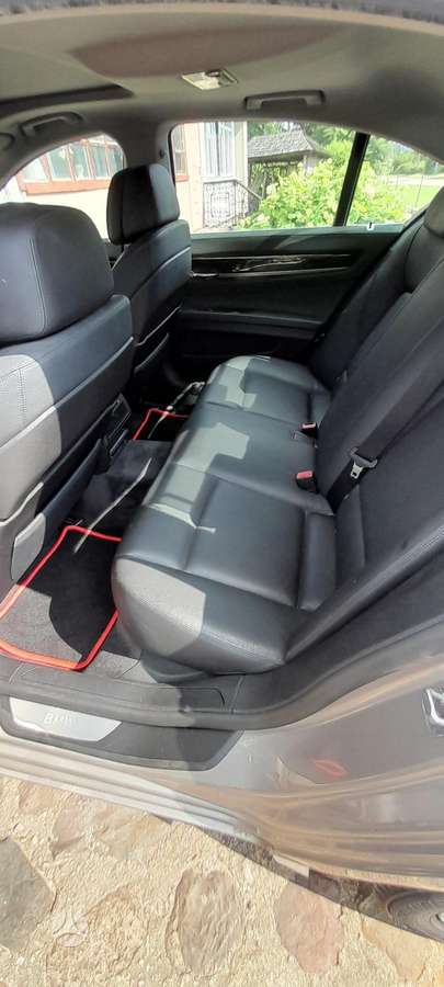 BMW 730, 3.0 l., Седан