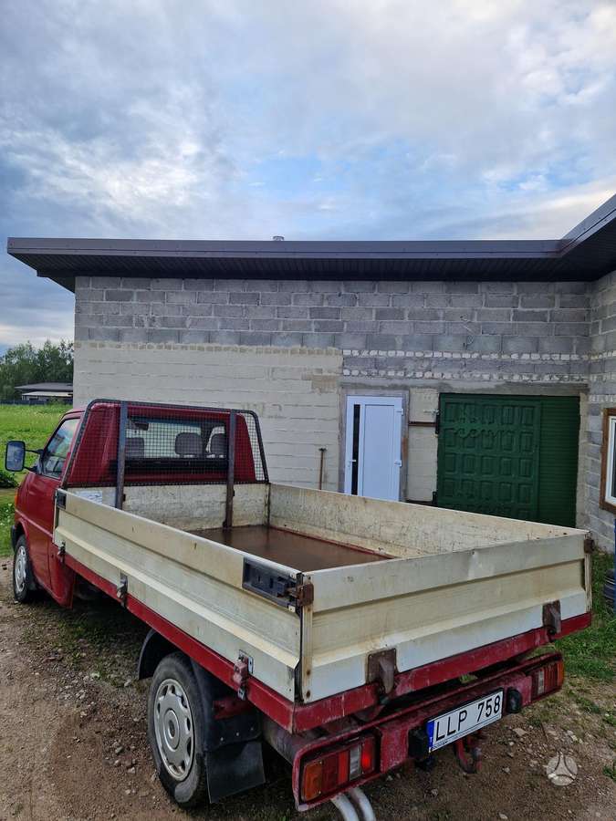 Volkswagen Transporter - 4