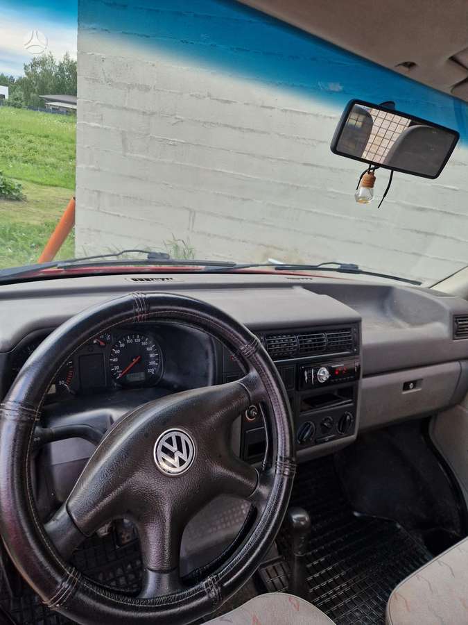 Volkswagen Transporter - 7