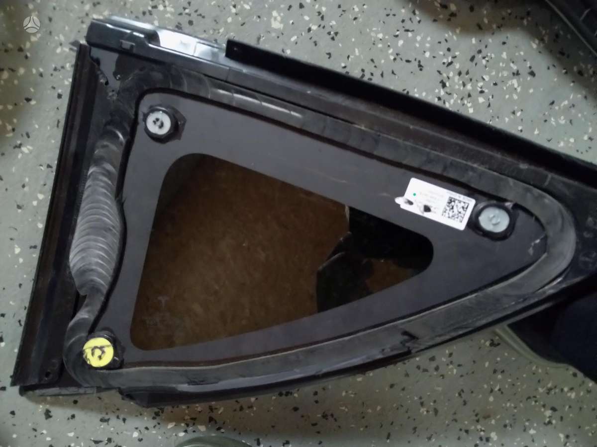 Tesla Model Y doors, windows