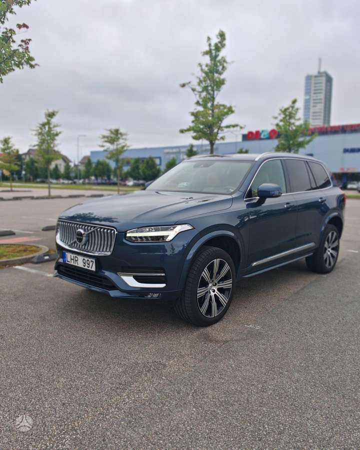Volvo XC90 - 2