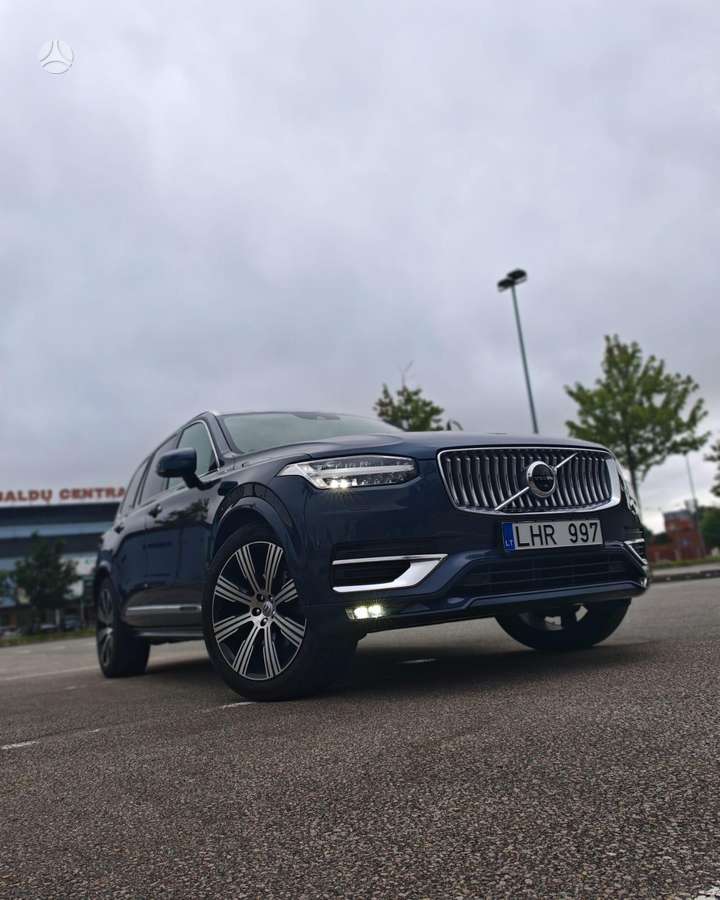 Volvo XC90 - 10