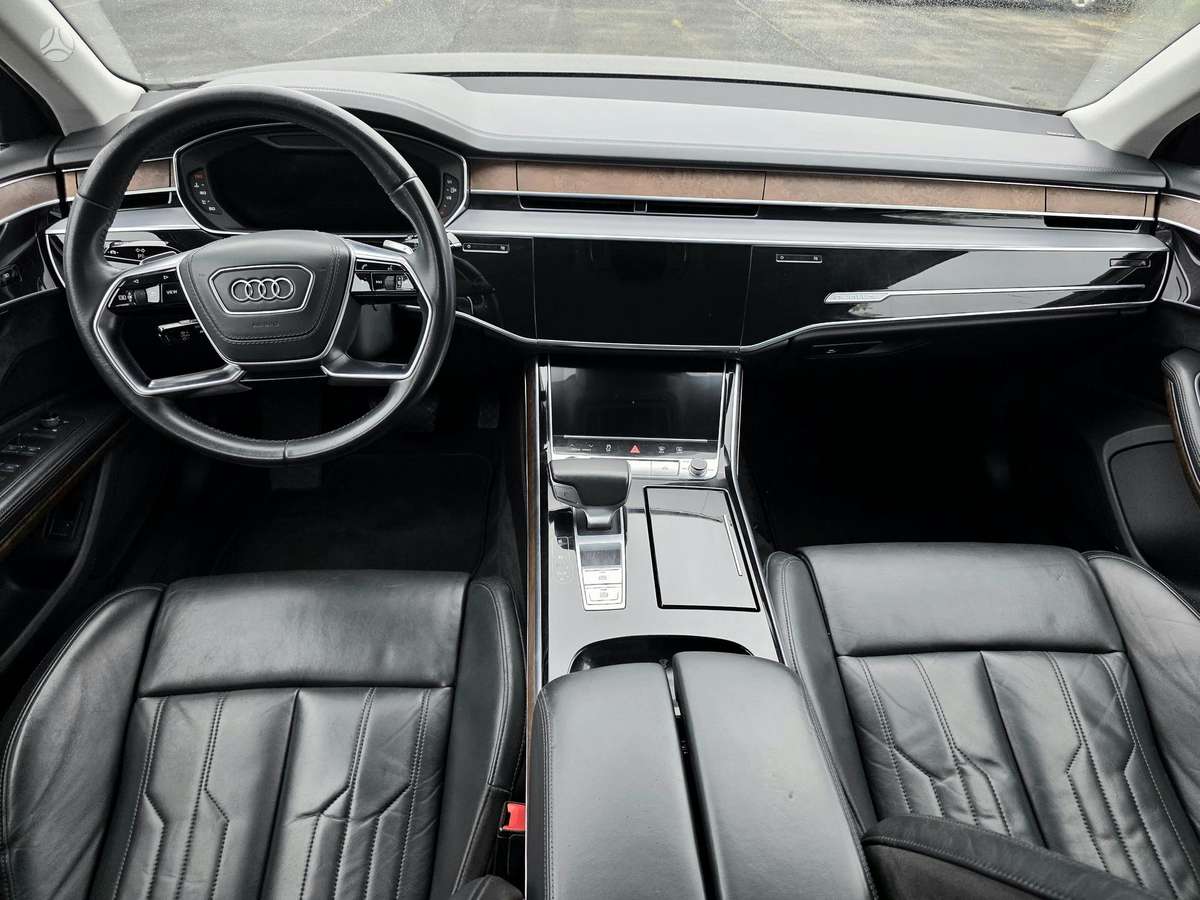 Audi A8, 3.0 l., sedanas
