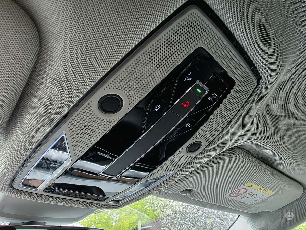 Audi A8, 3.0 l., sedanas