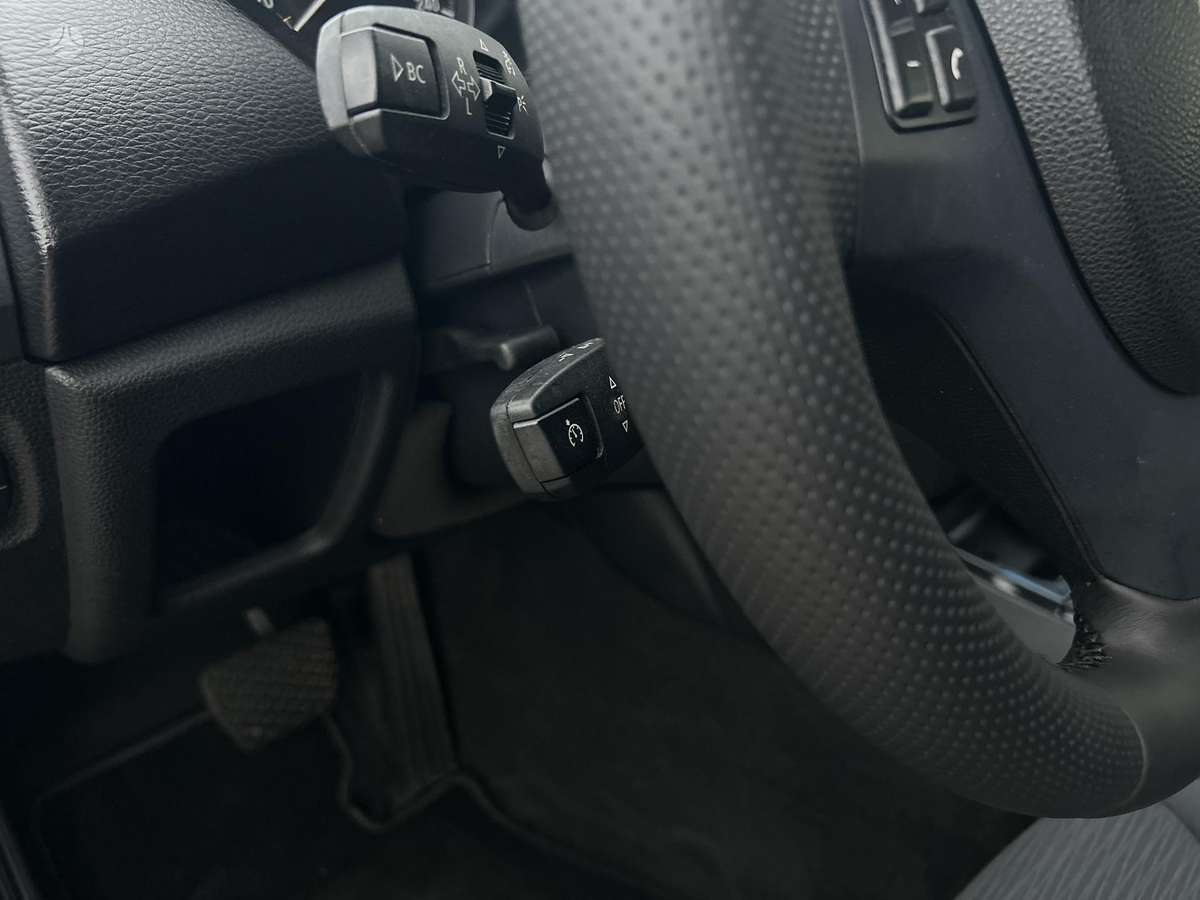 BMW 120, 2.0 l., hatchback