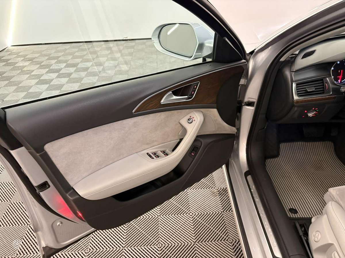 Audi A6 allroad, 3.0 l., Универсал